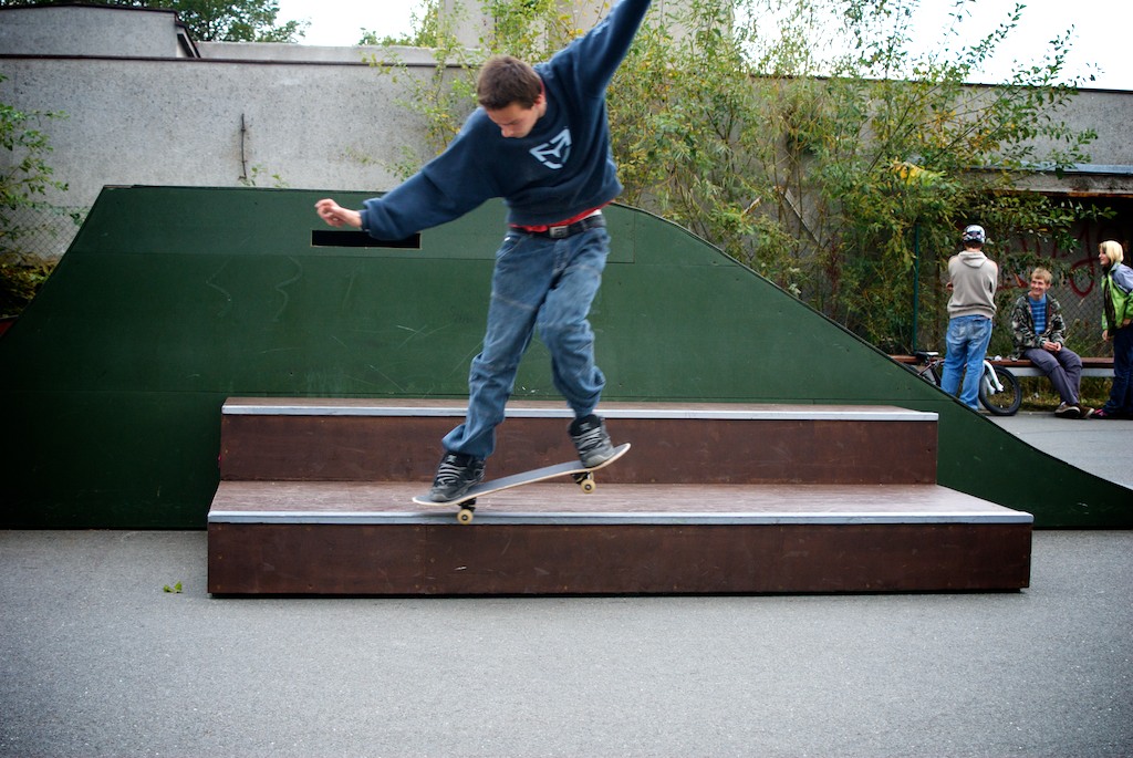 NoseGrind